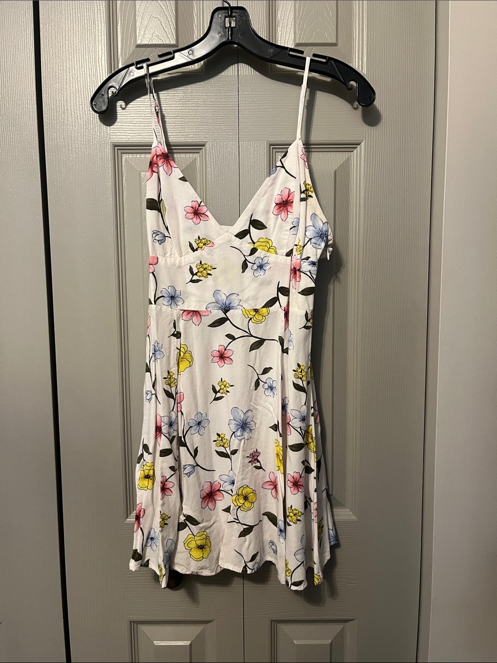 7/$20 Forever 21 White Floral Slip Dress with Pink, Blue & Yellow Flowers